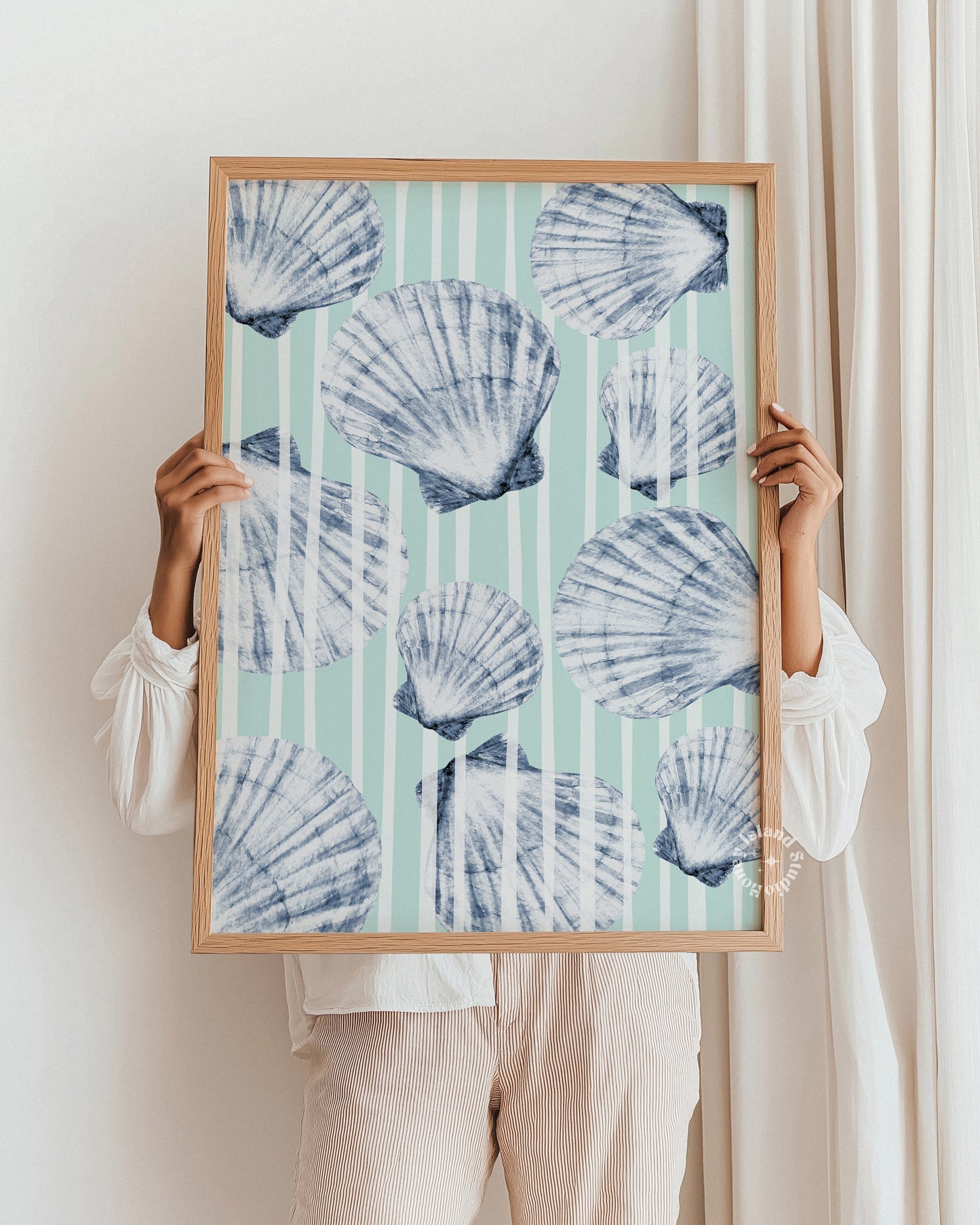 Seashell Wall Art Coastal Beach Print – Blue Nautical Shell Artwork for Bathroom or Living Room – Ocean Inspired Home Decor Poster