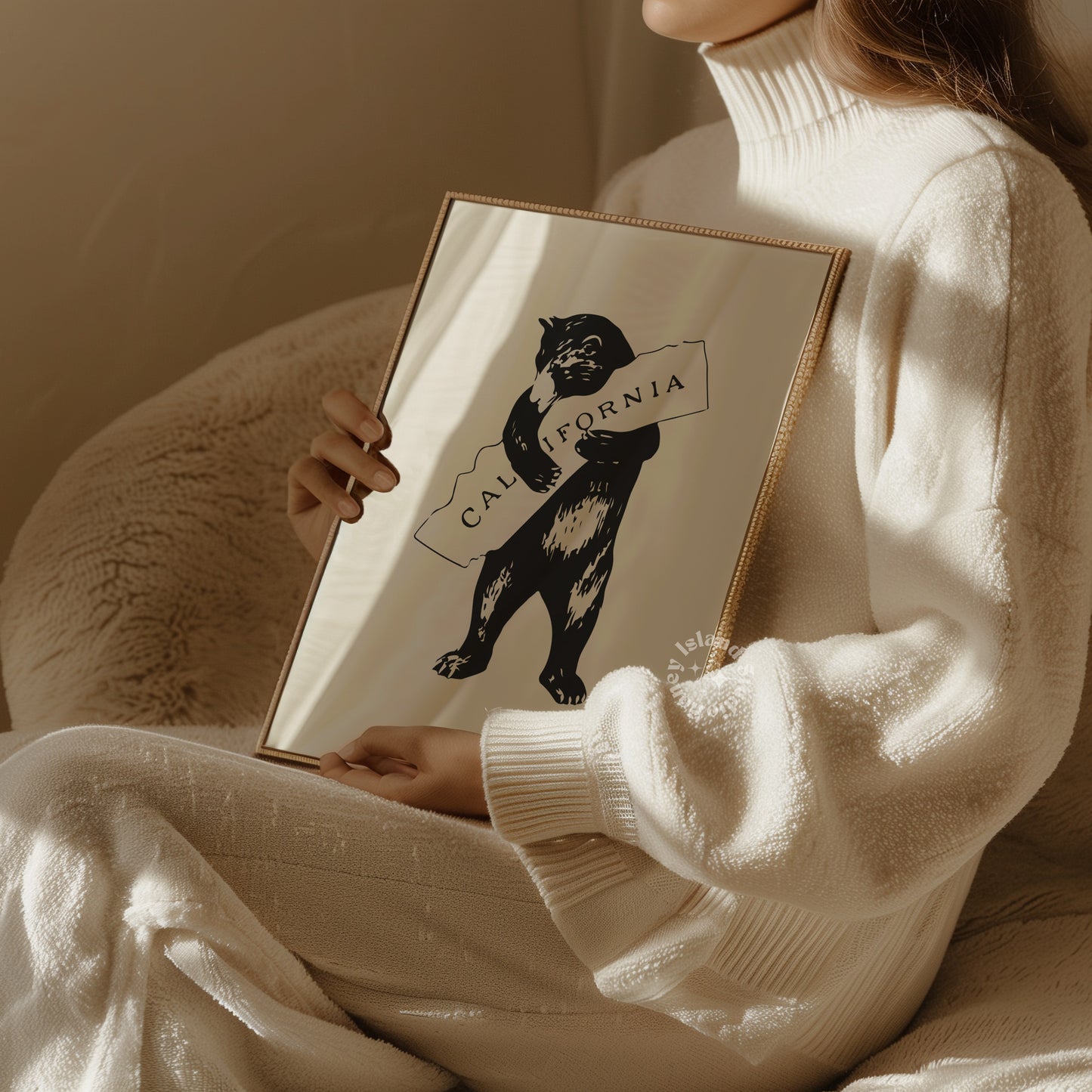 Retro California Bear Hug - Beige/Black