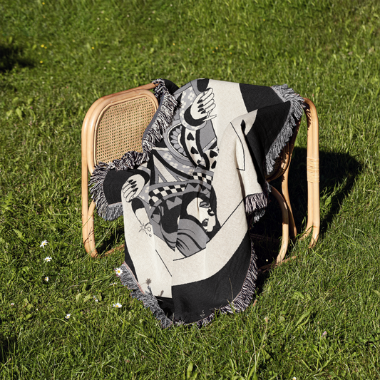 Queen Of Hearts Woven Blanket - Black