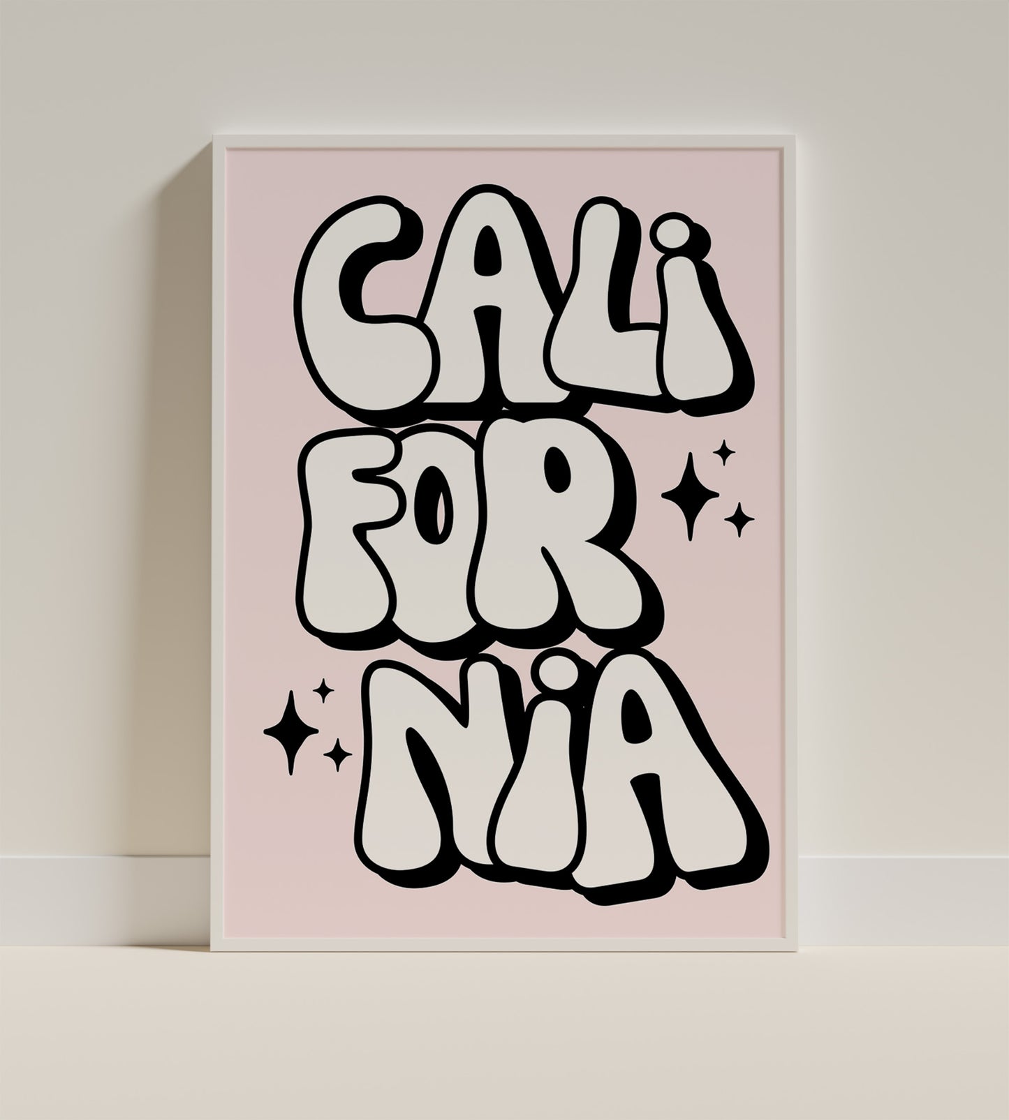 Trendy dorm decor featuring retro California design – ideal for creating a groovy space